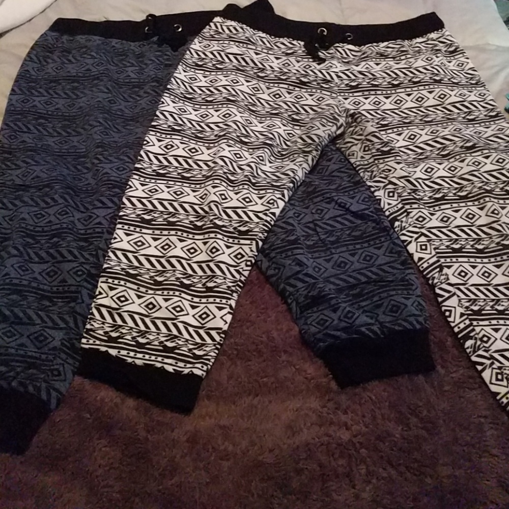 Set of 2 Capri joggers or pj bottoms